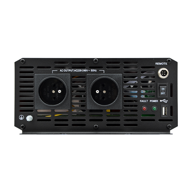 Měnič napětí CARSPA CAR3K 24V/230V 3000W USB