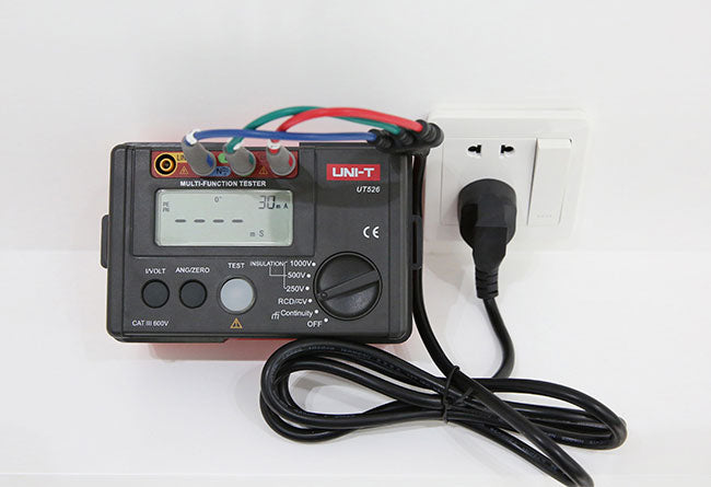 Tester multifunkční UNI-T UT526