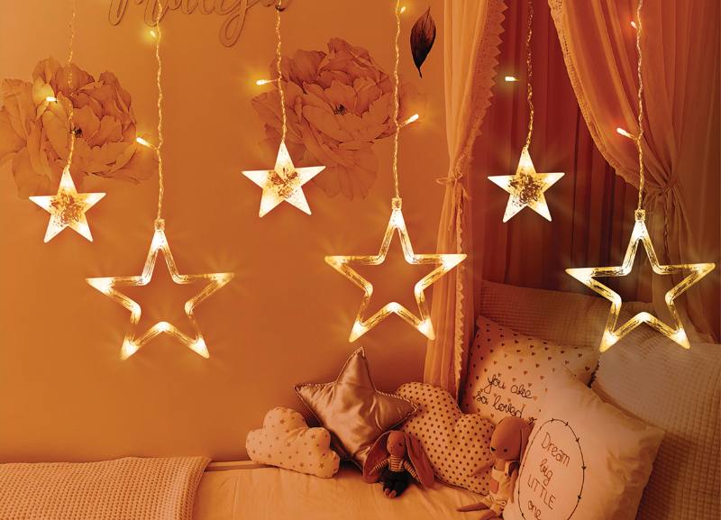 Vánoční LED řetěz MOON IN THE ROOM ML48C hvězdy
