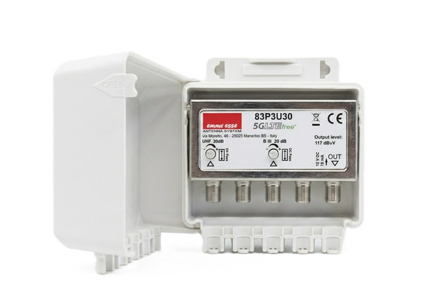 Anténní předzesilovač Emme Esse 83P3U30, na stožár, filtr 5G, 1xDAB(VHF) G20dB, 1xUHF G30dB